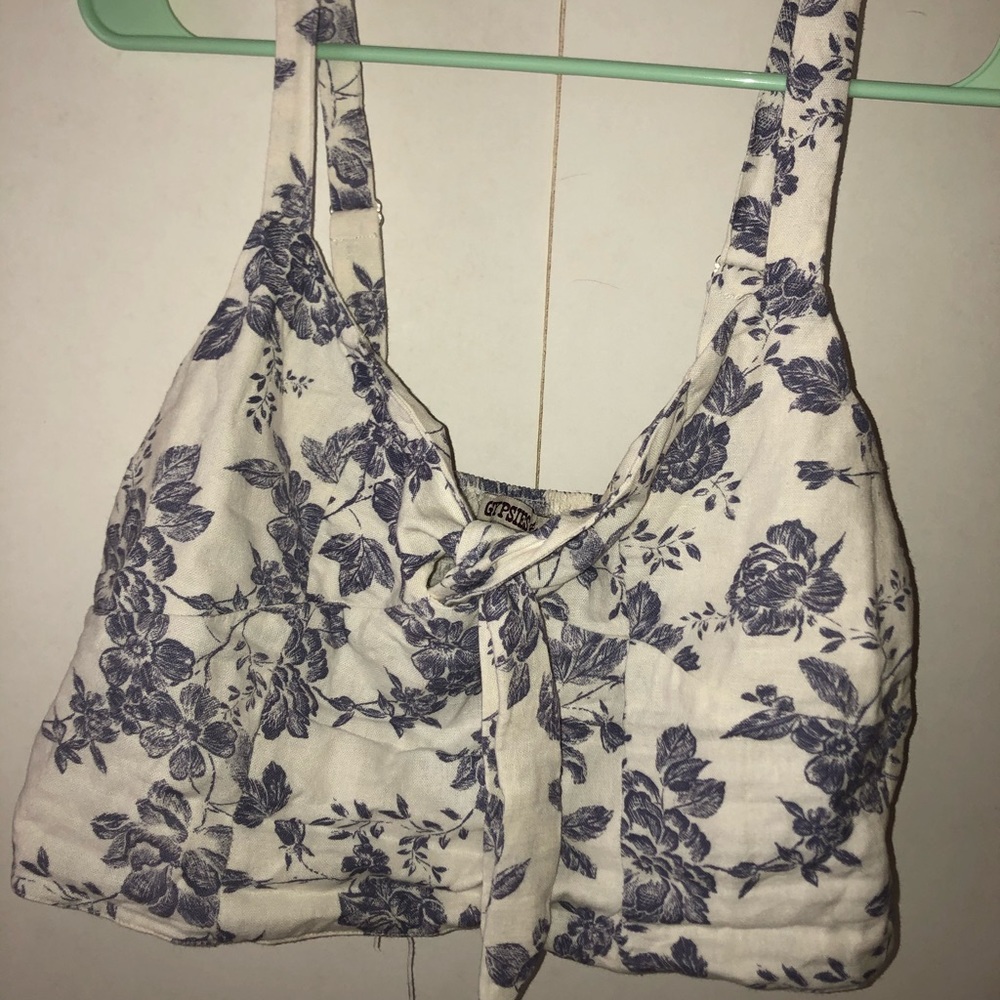 Cropped floral shirt